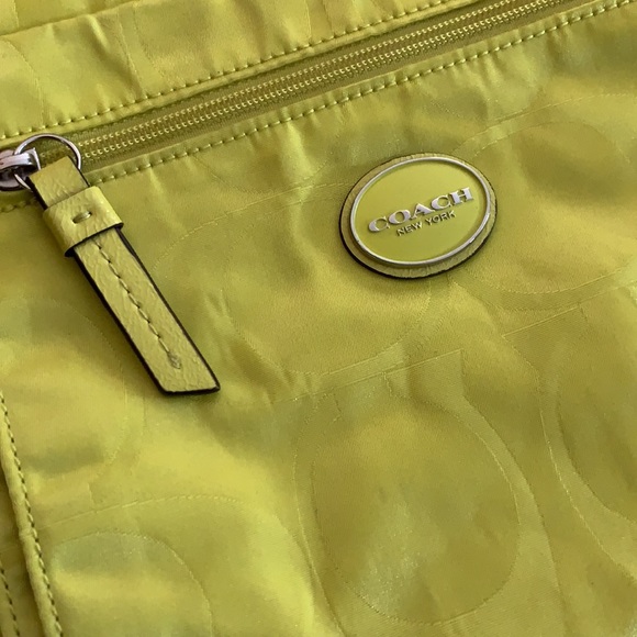 Coach Crossbody Purse - Picture 2 of 9